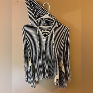 Black and white sweater!